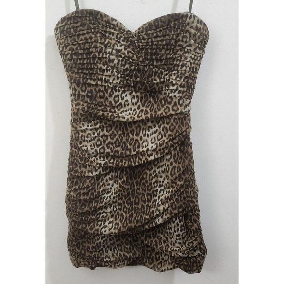 BCBGMAXAZRIA WINNIE LEOPARD PRINT DRESS Size 8 - Picture 3 of 10